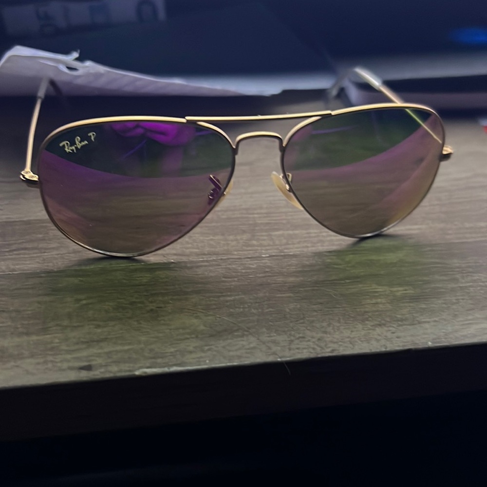 Ray ban aviator sunglasses
